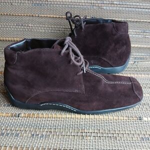 Aerosoles Brown Suede Lace Up Bootie 9